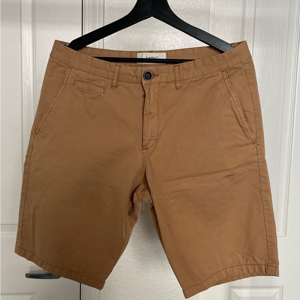 Brown shorts